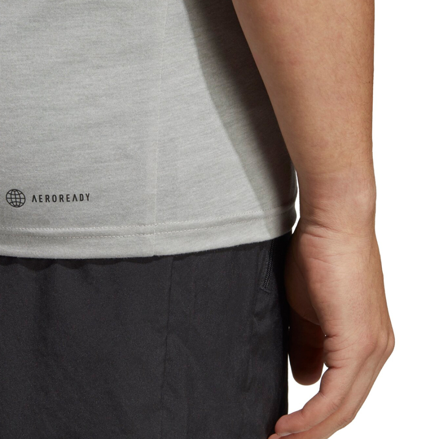 camiseta-sem-mangas-train-essentials