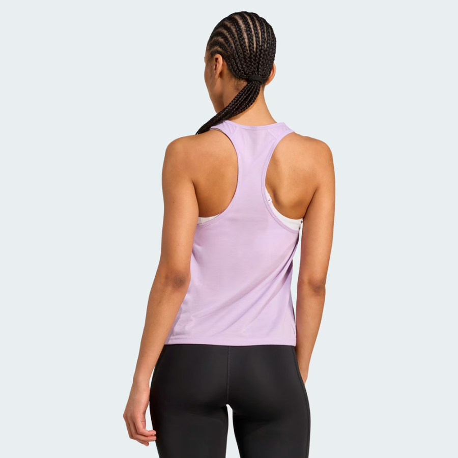 camiseta-sin-mangas-essentials-minimal-branding