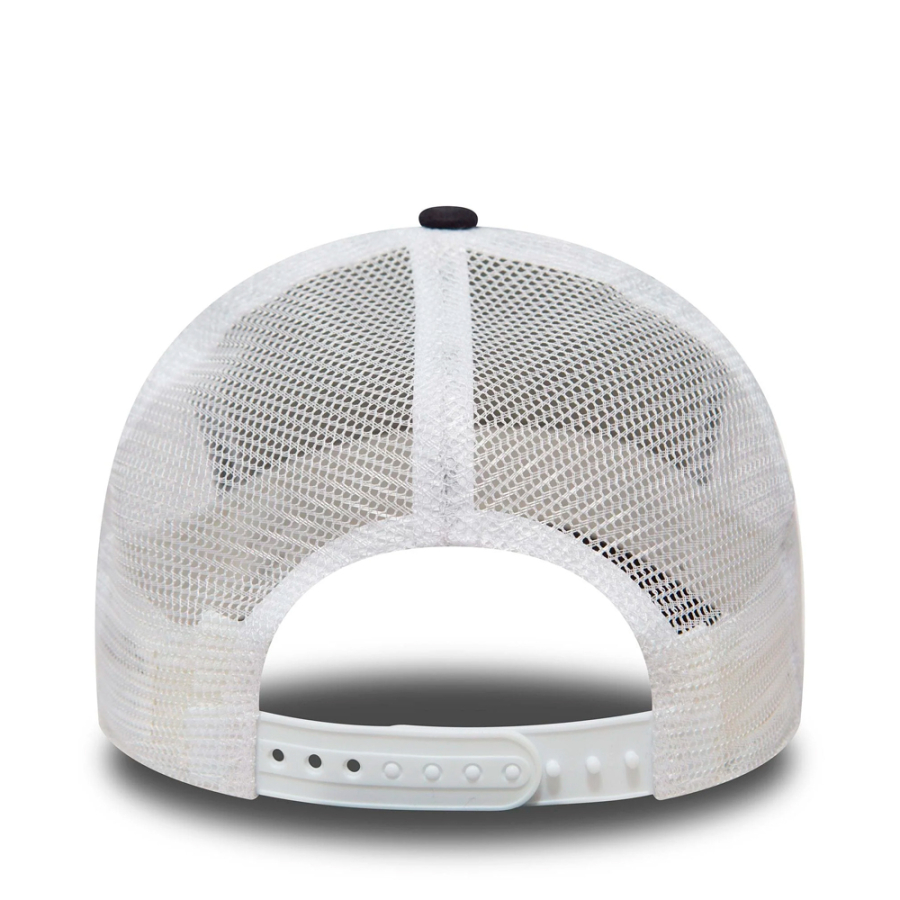 new-york-yankees-a-frame-trucker-hat