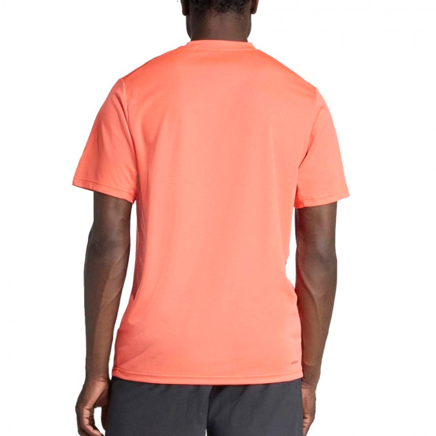 camiseta-de-manga-curta-tr-es-base