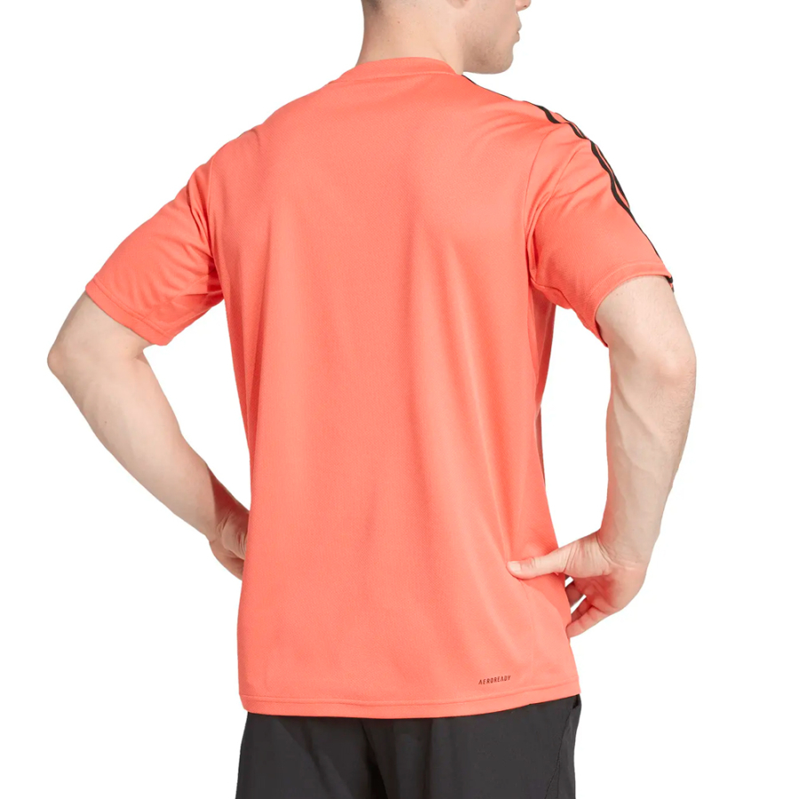 train-essentials-3-streifen-t-shirt