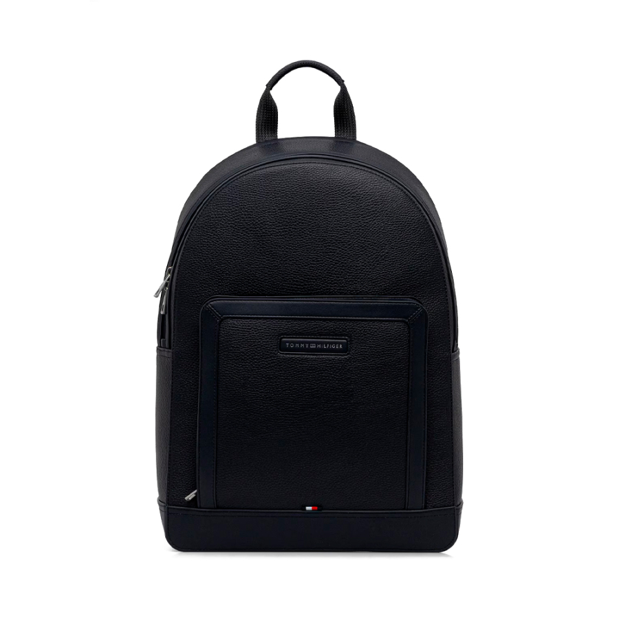 rucksack-mit-modernem-zentraldesign