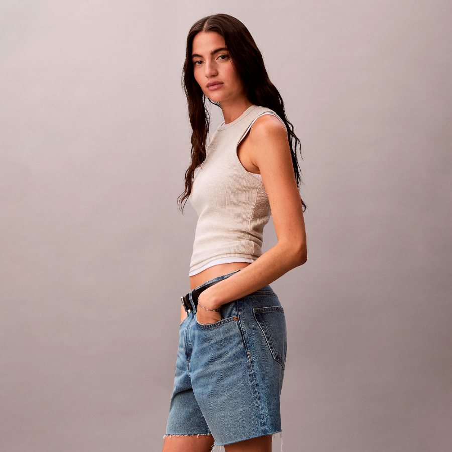 debardeur-slim-en-relief-avec-dos-nageur