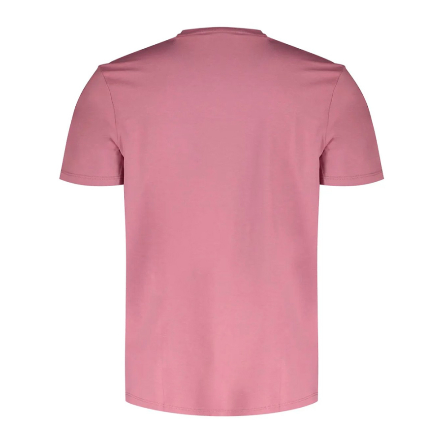 camiseta-classica-com-monograma