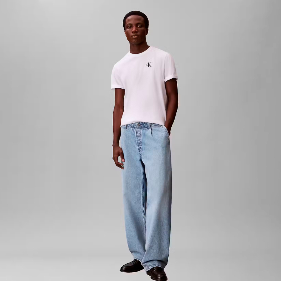 t-shirt-monologue-classique-au-dos t-shirt-monologue-classique-au-dos