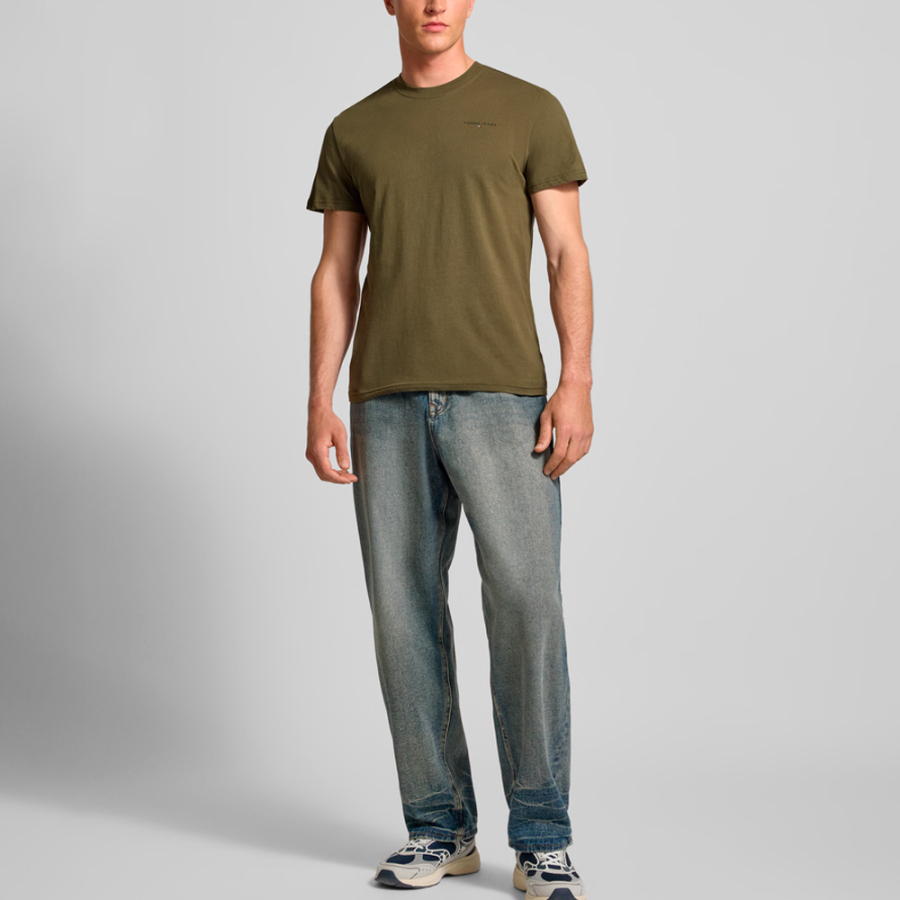 camiseta-slim-linear-chest