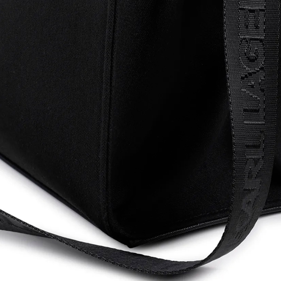 baby-changing-bag-with-brand-print