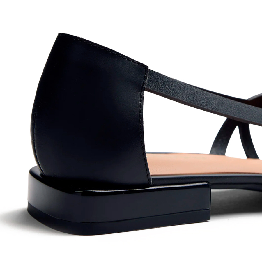 ballerines-en-cuir-ajoure-bumala