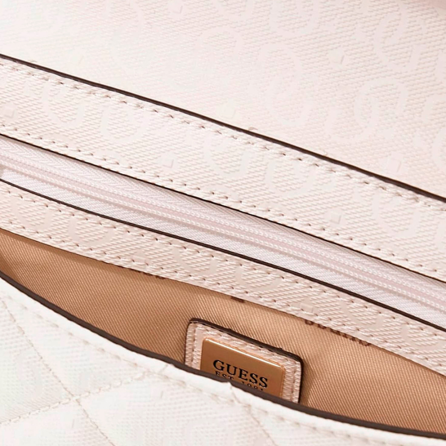 libby-schultertasche-mit-kette