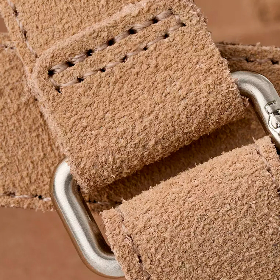 goldengaze-zehenriemensandalen