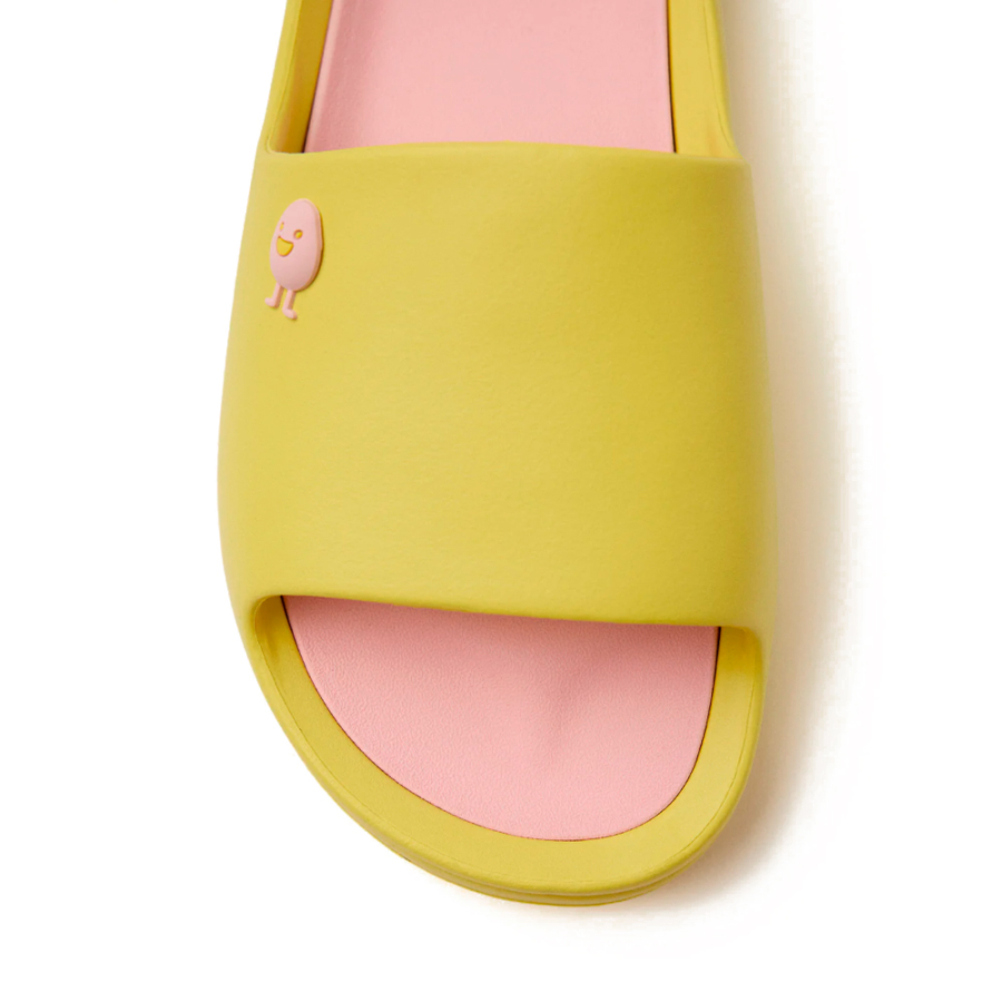 gill-shovel-flip-flops