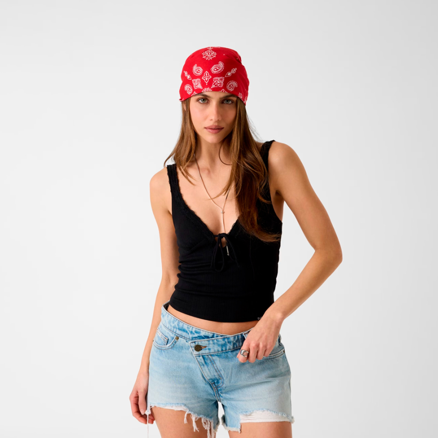 geripptes-strickspitzentop