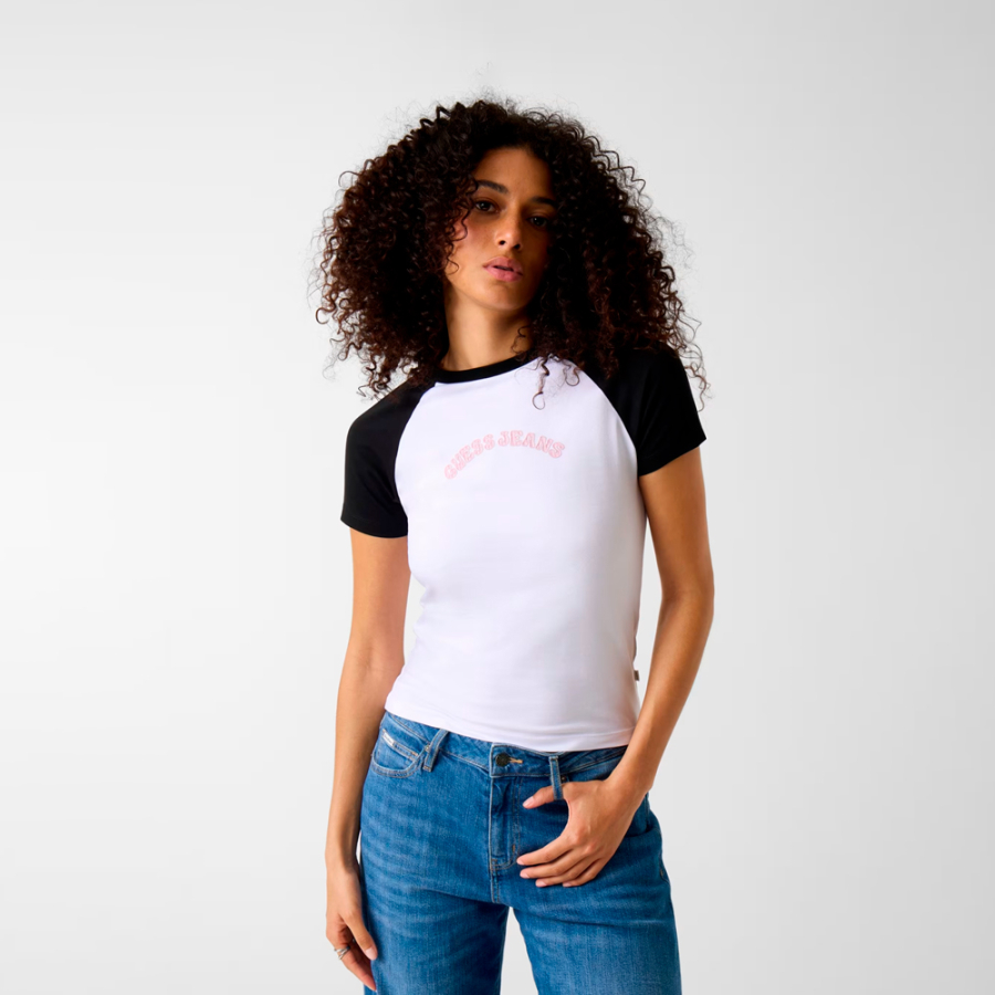 camiseta-con-logo-impreso camiseta-con-logo-impreso