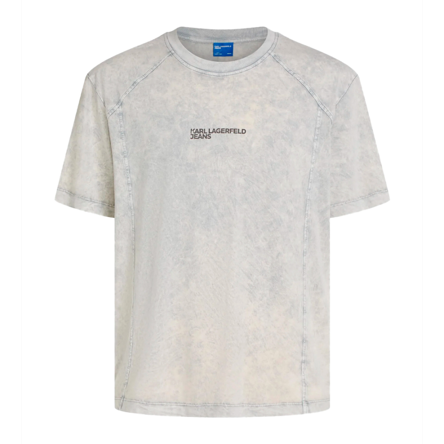 locker-sitzendes-t-shirt-mit-wascheffekt