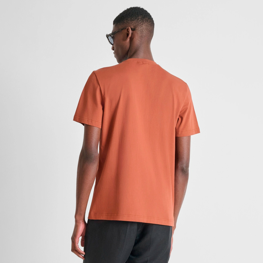 t-shirt-dalla-vestibilita-comoda