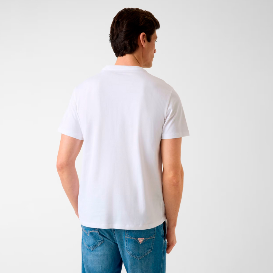 camiseta-com-o-logotipo-4g