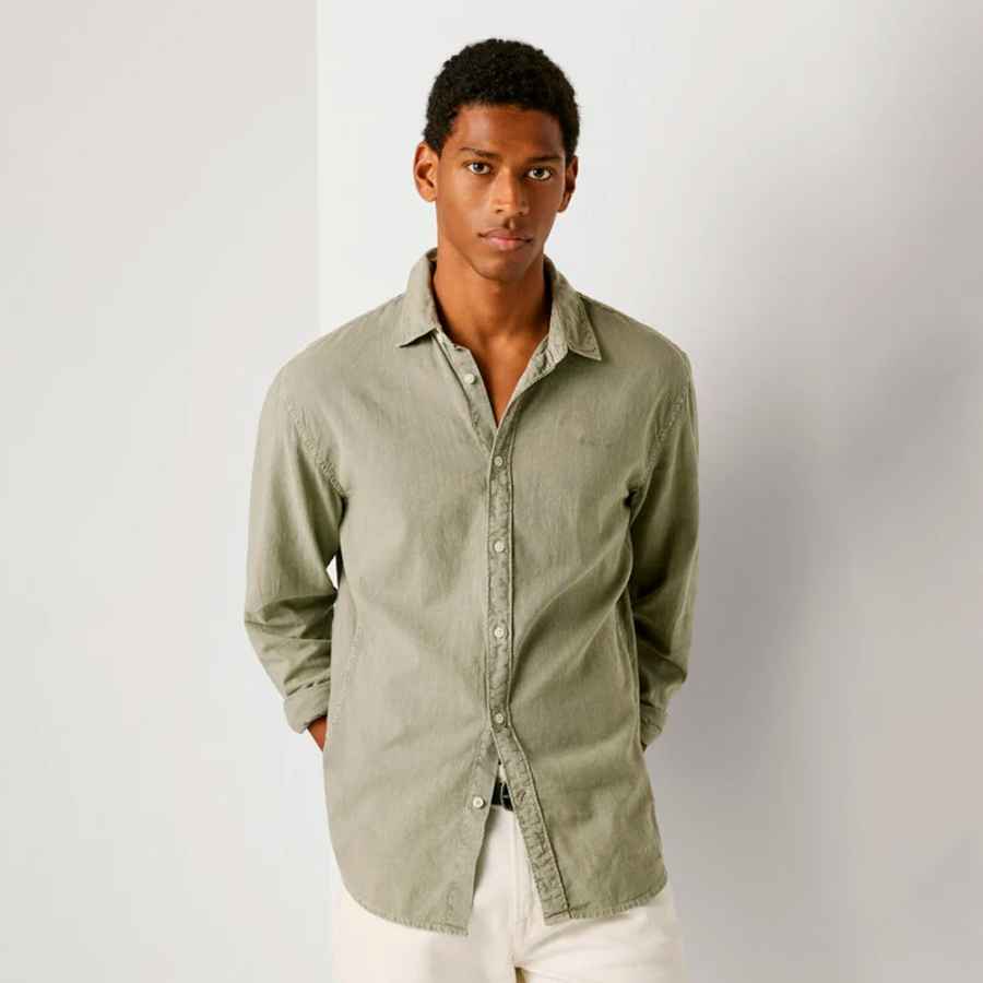 camisa-tenida-en-prenda-fit-regular