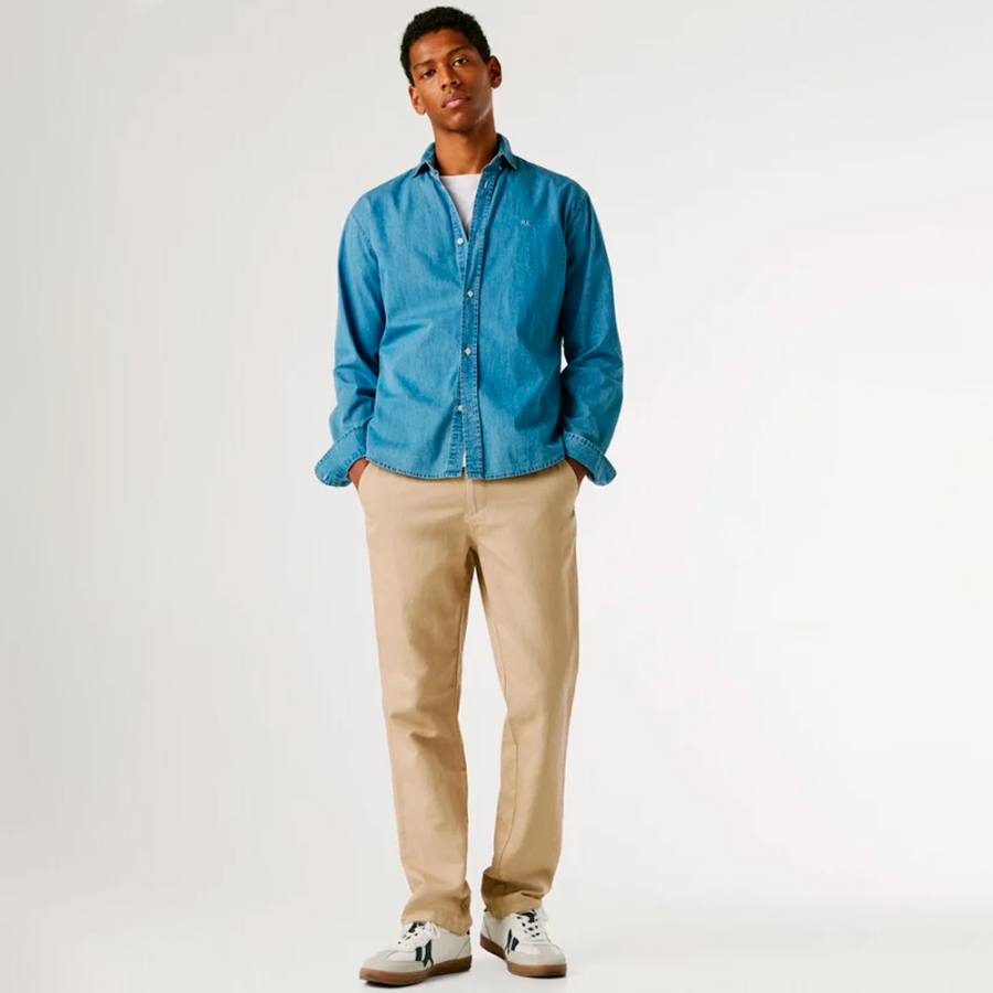 pantalon-chino-avec-cordon-de-serrage-ajustable