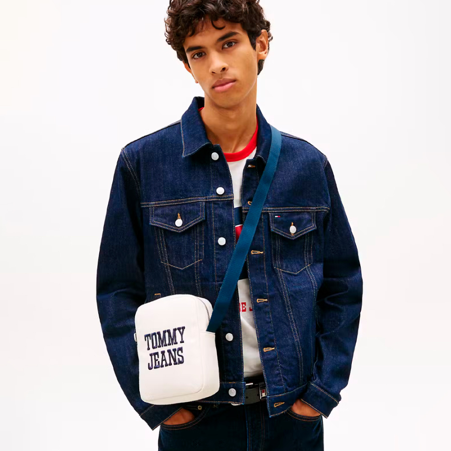 bolsa-transversal-ousada-para-reporter-universitario