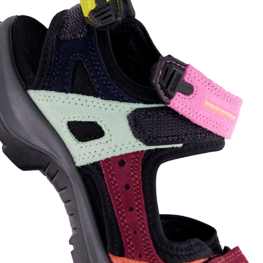 sandale-de-randonnee-tout-terrain