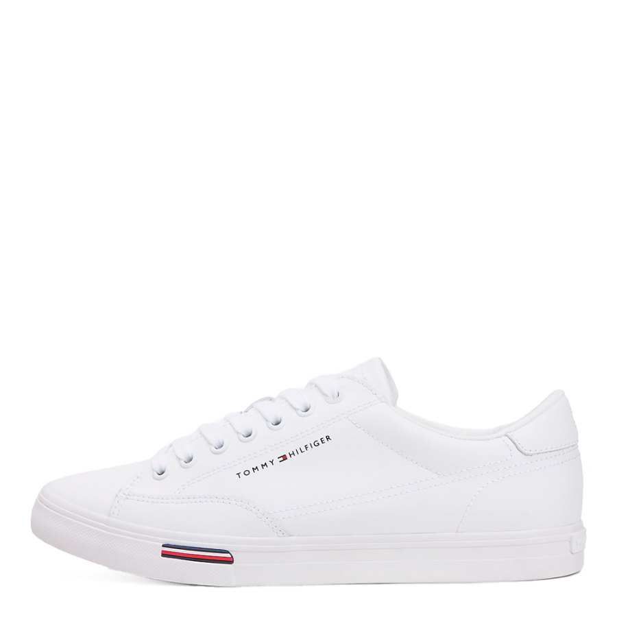 leather-sneakers-with-a-distinctive-midsole