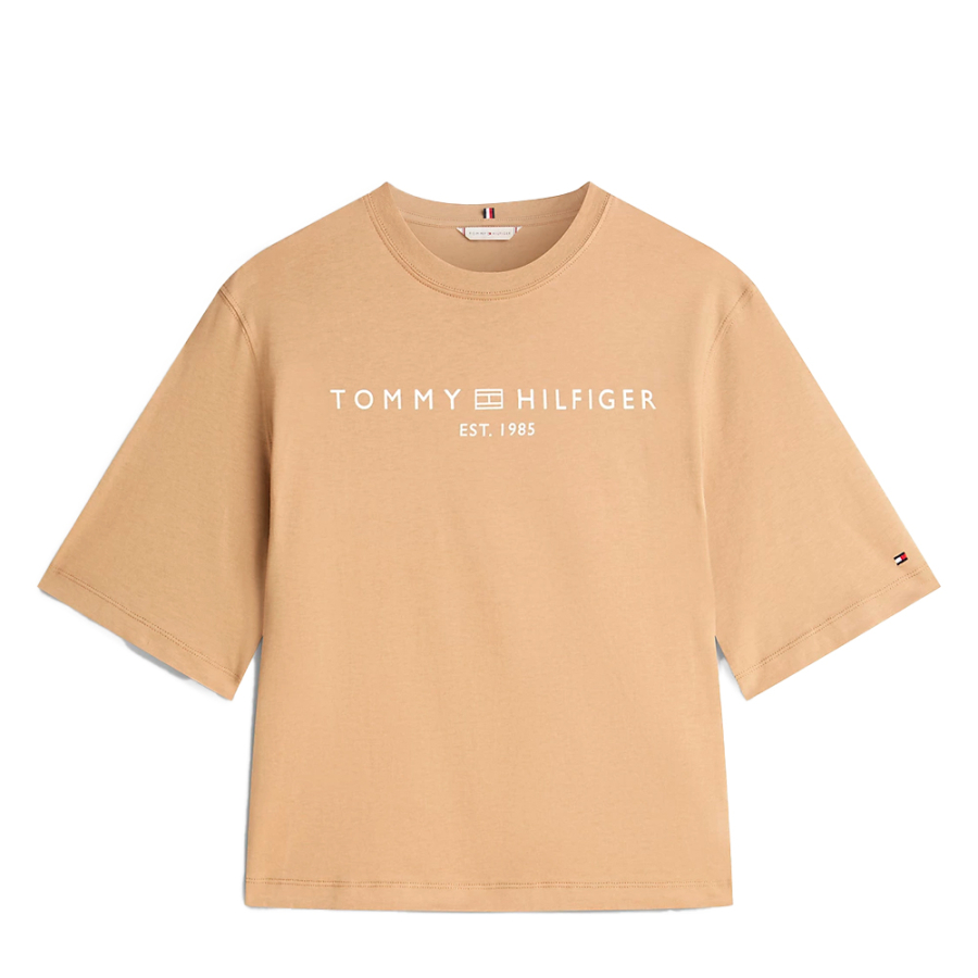 camiseta-folgada-com-logotipo