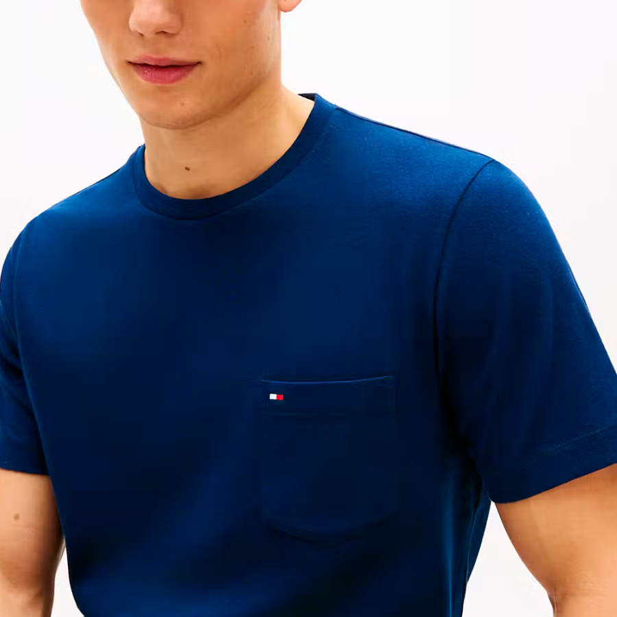 camiseta-de-malha-com-gola-redonda