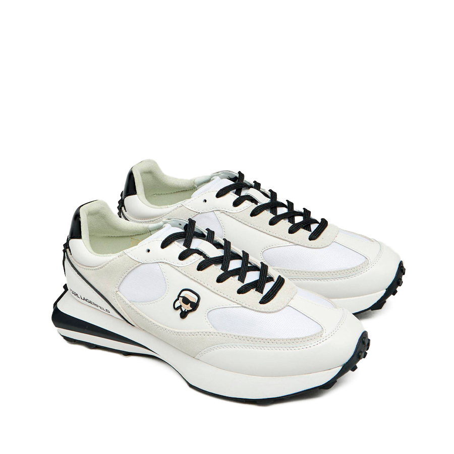 chaussure-blanche-en-melange-de-dentelle