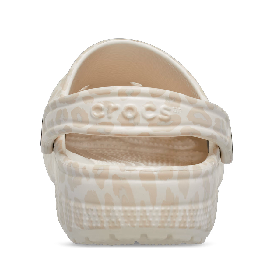 klassische-tier-clog-sandale