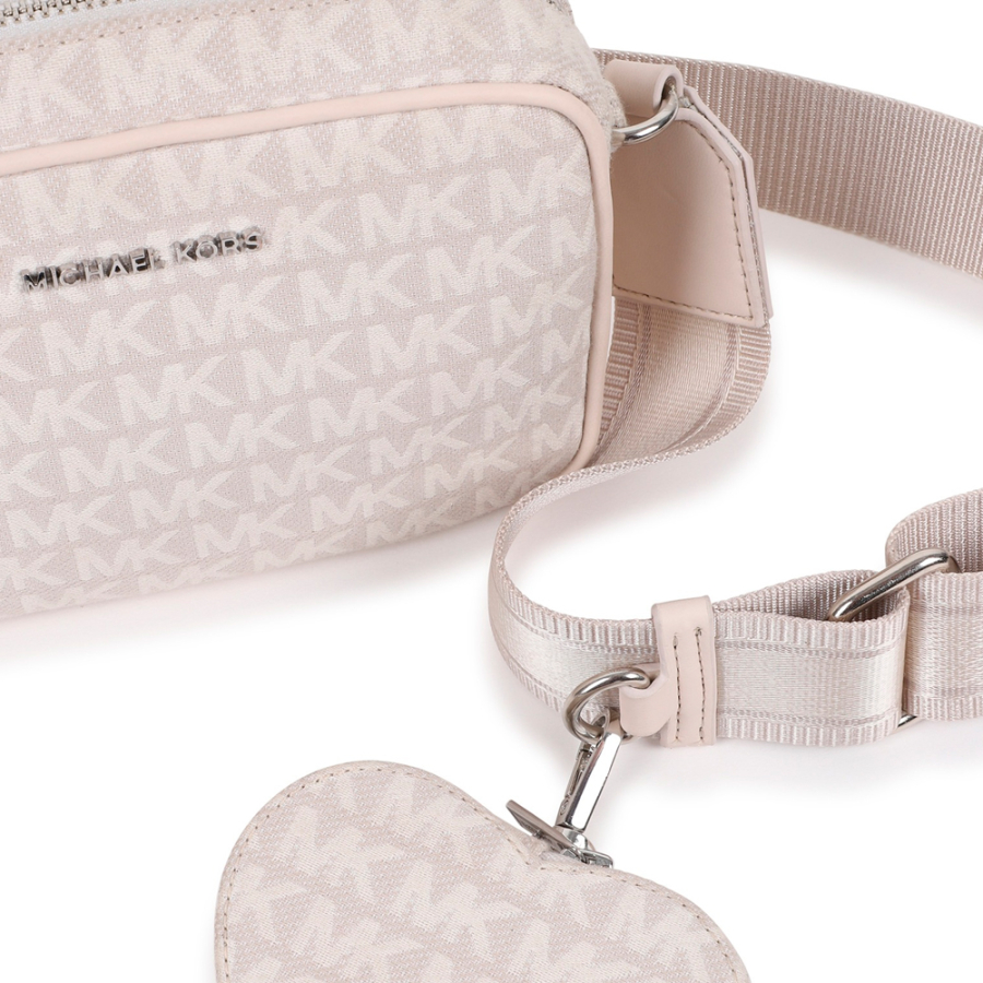 sac-r30635190