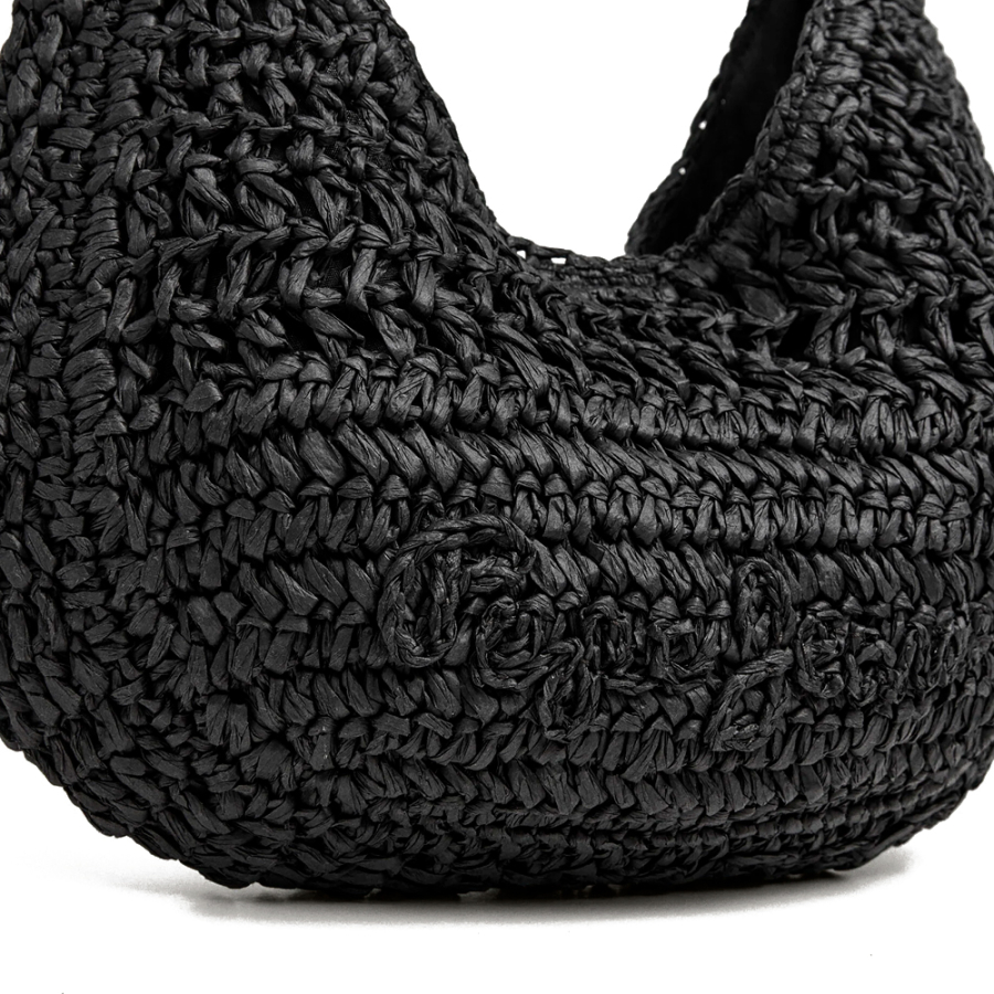 sac-demi-lune-en-raphia