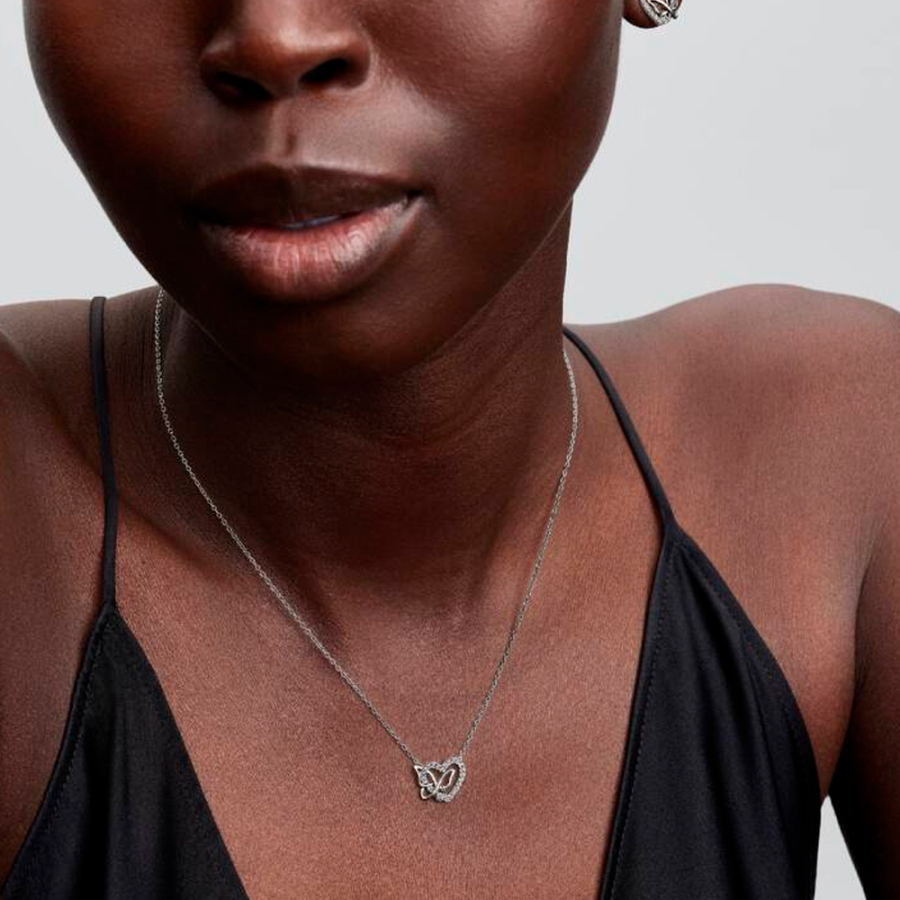 collier-avec-pendentif-coeur-et-papillon-entrelaces-394477c01 collier-avec-pendentif-coeur-et-papillon-entrelaces-394477c01