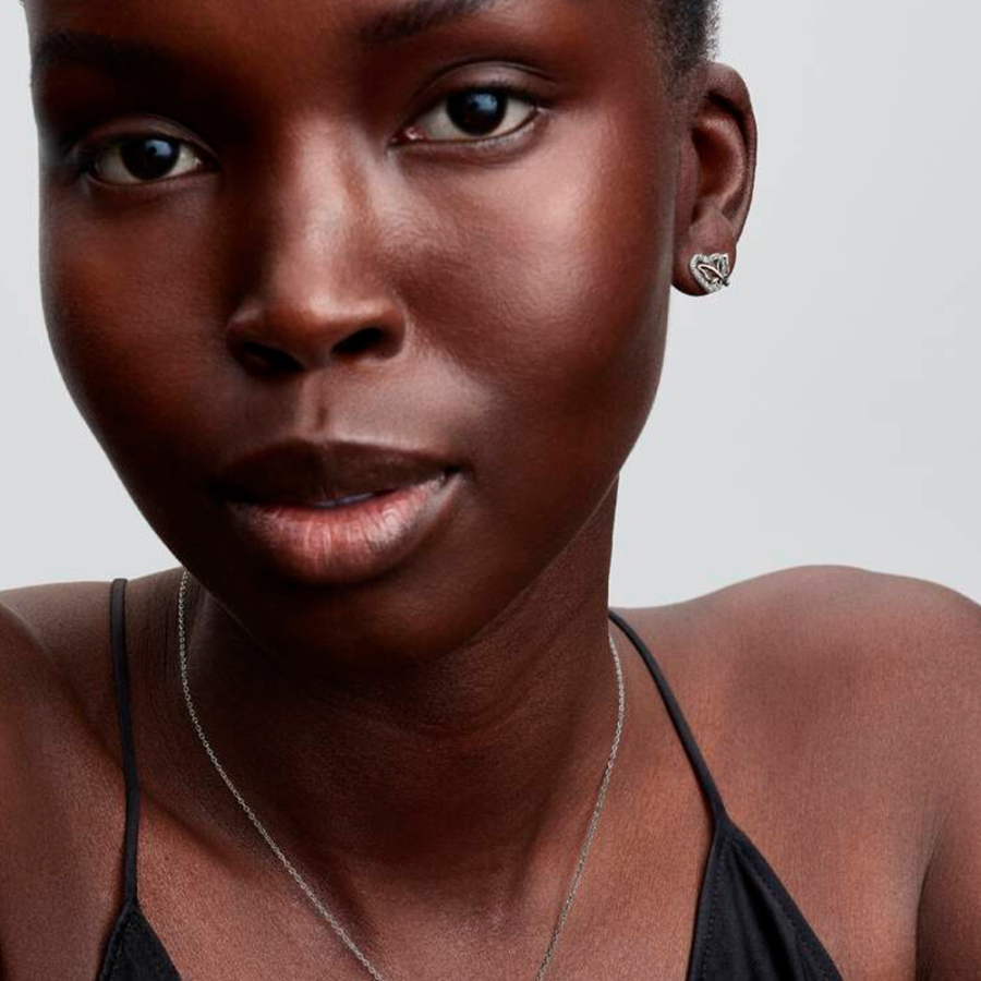 ohrstecker-mit-verschlungenem-herz-und-schmetterling-294476c01