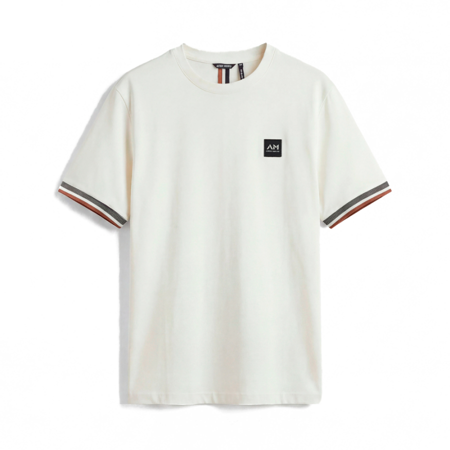 t-shirt-coupe-classique-avec-logo-sur-la-manche t-shirt-coupe-classique-avec-logo-sur-la-manche