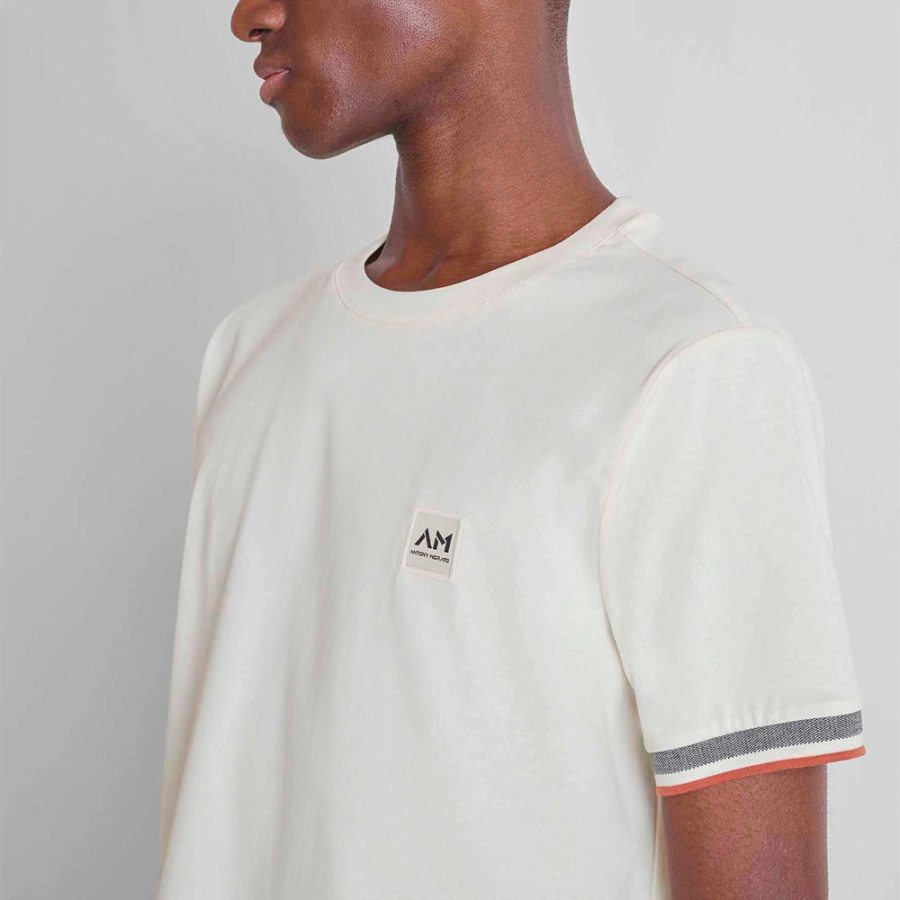 regular-fit-t-shirt-with-logo-detail-on-the-sleeve