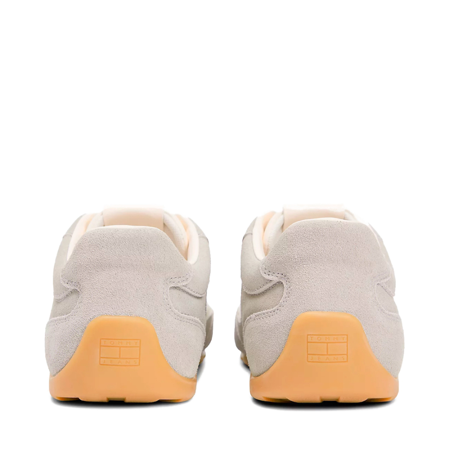 baskets-de-running-en-daim-style-archive