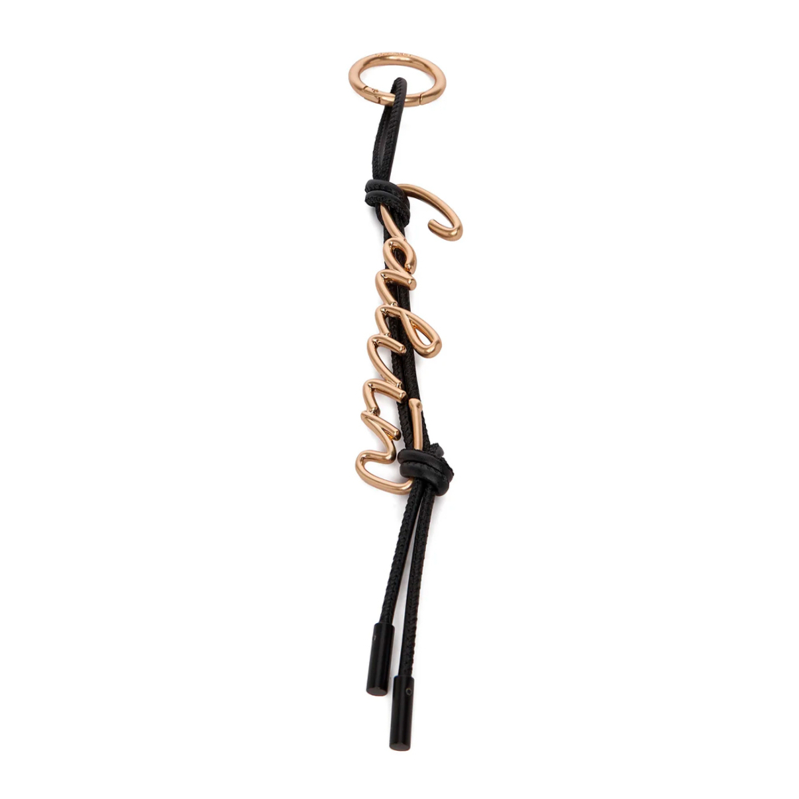 porte-cles-a-charme-en-texte-noue