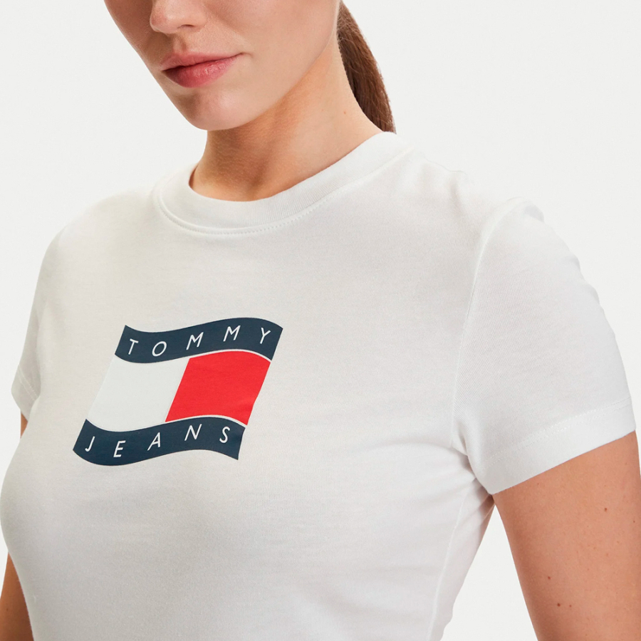 camiseta-de-malha-fina-com-logo-ondulado