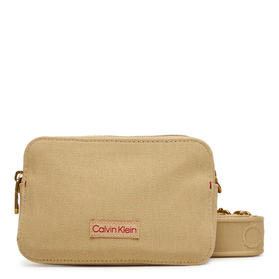 kleine-umhangetasche-aus-segeltuch