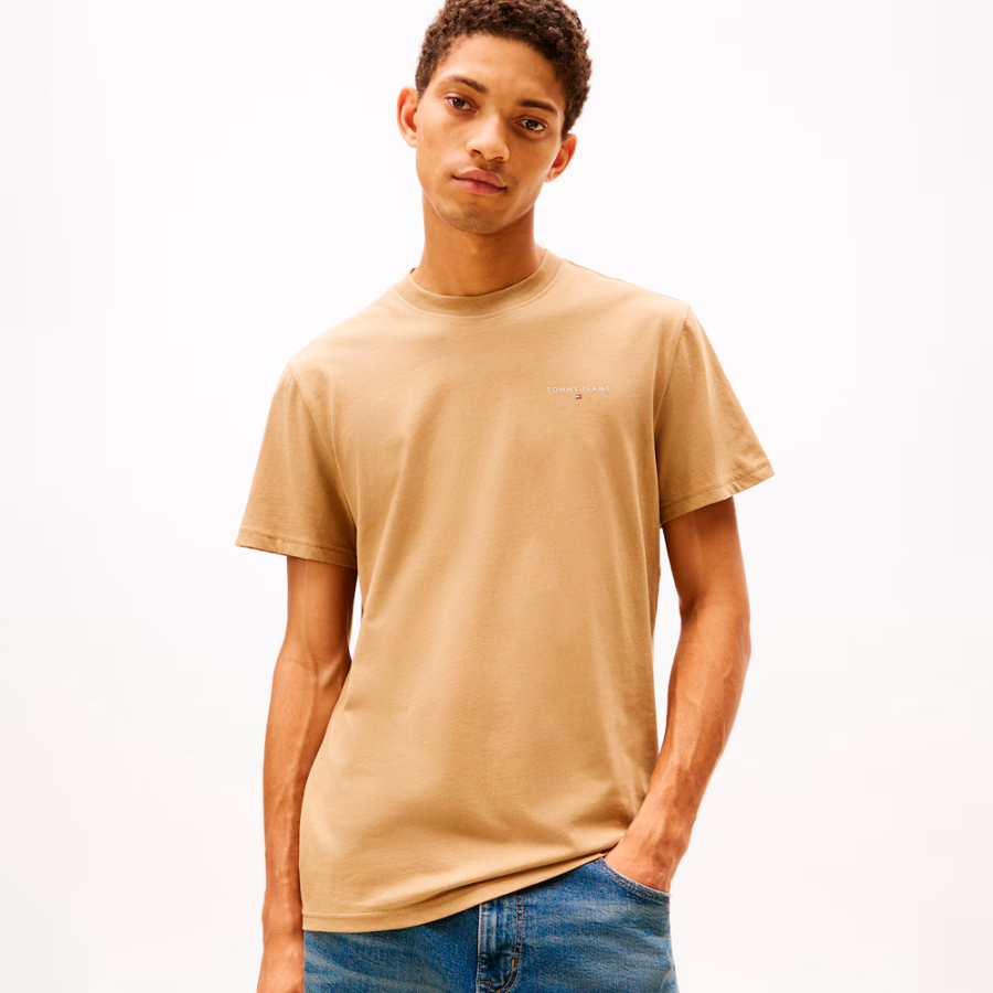 t-shirt-slim-a-coupe-lineaire