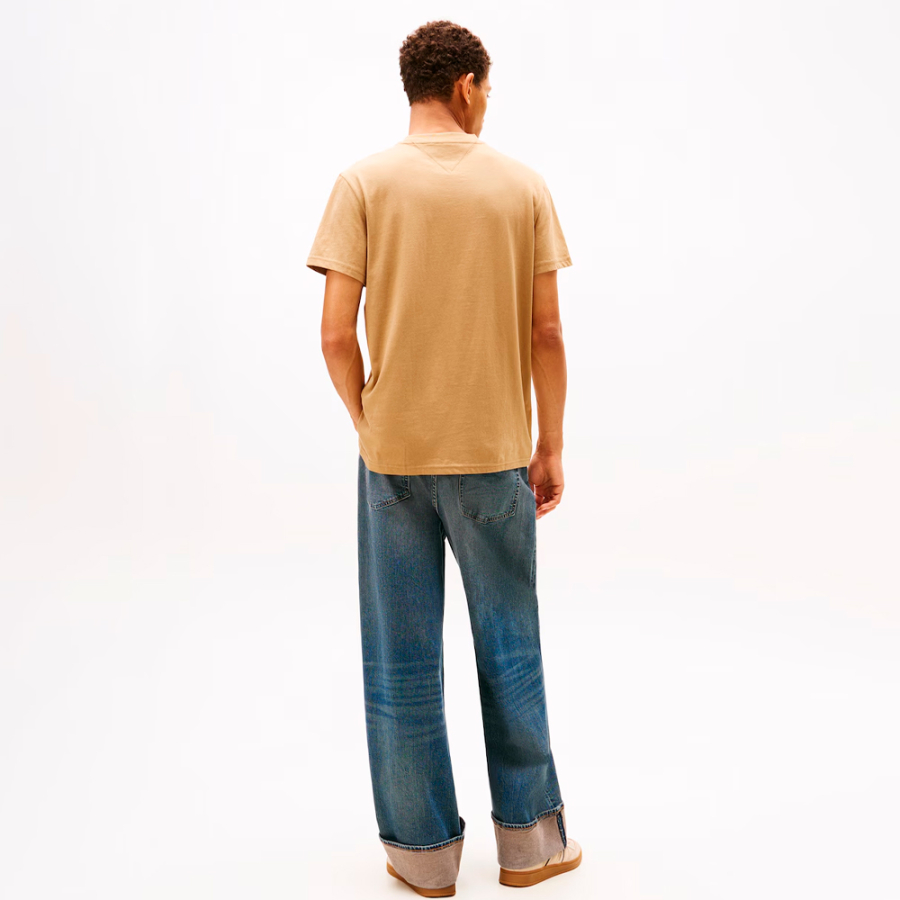 slim-linear-brust-t-shirt