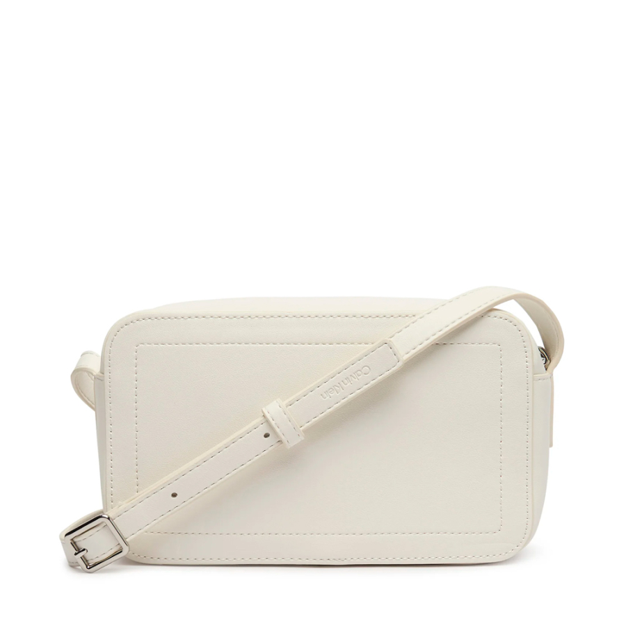 camera-style-shoulder-bag-with-distinctive-monogram