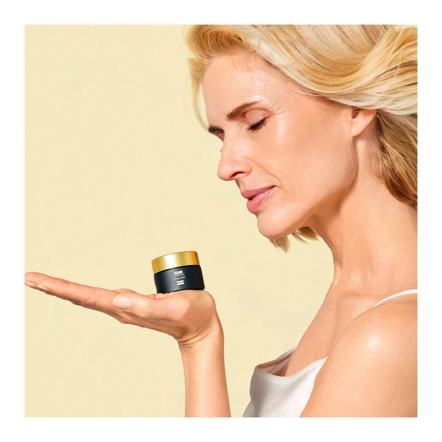 vital-eyes-contorno-de-ojos-con-melatonina