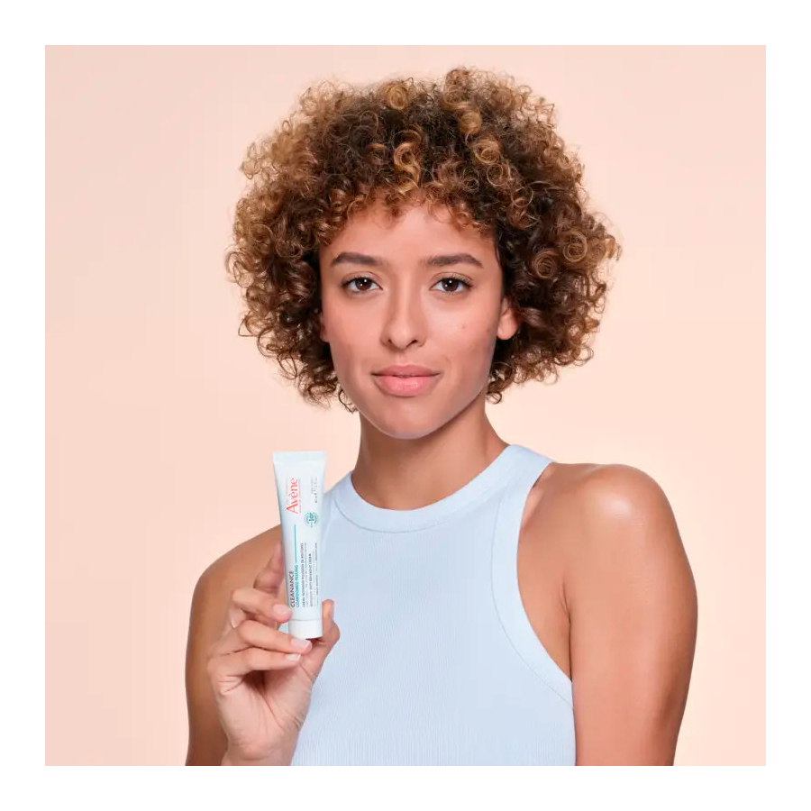 cleanance-comedomed-peeling-crema-intensiva-para-brotes-de-granos