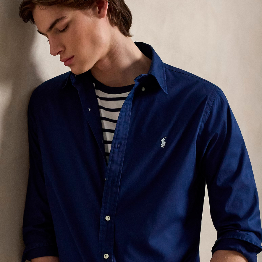 massgeschneidertes-leichtes-twill-hemd