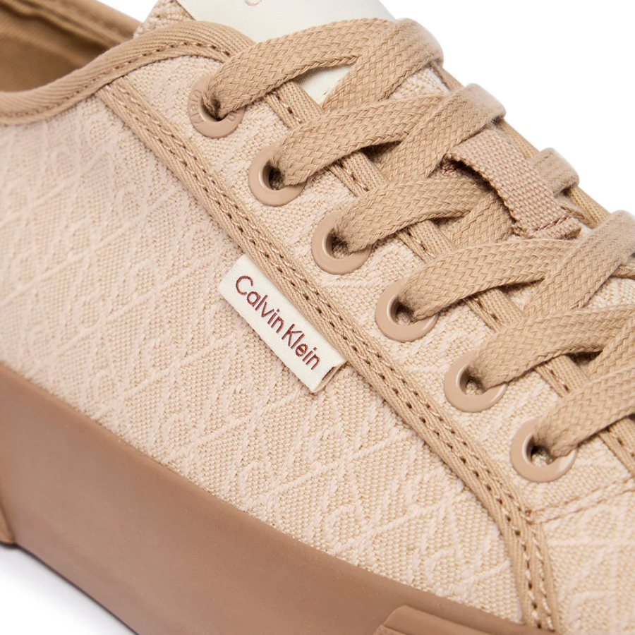 zapatillas-luna-con-logo-emblema