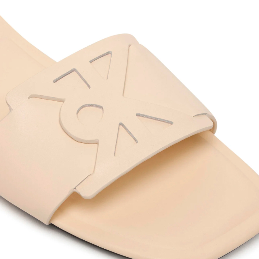 provence-flat-leather-sandals