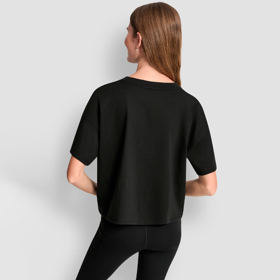 camiseta-metallic-logo