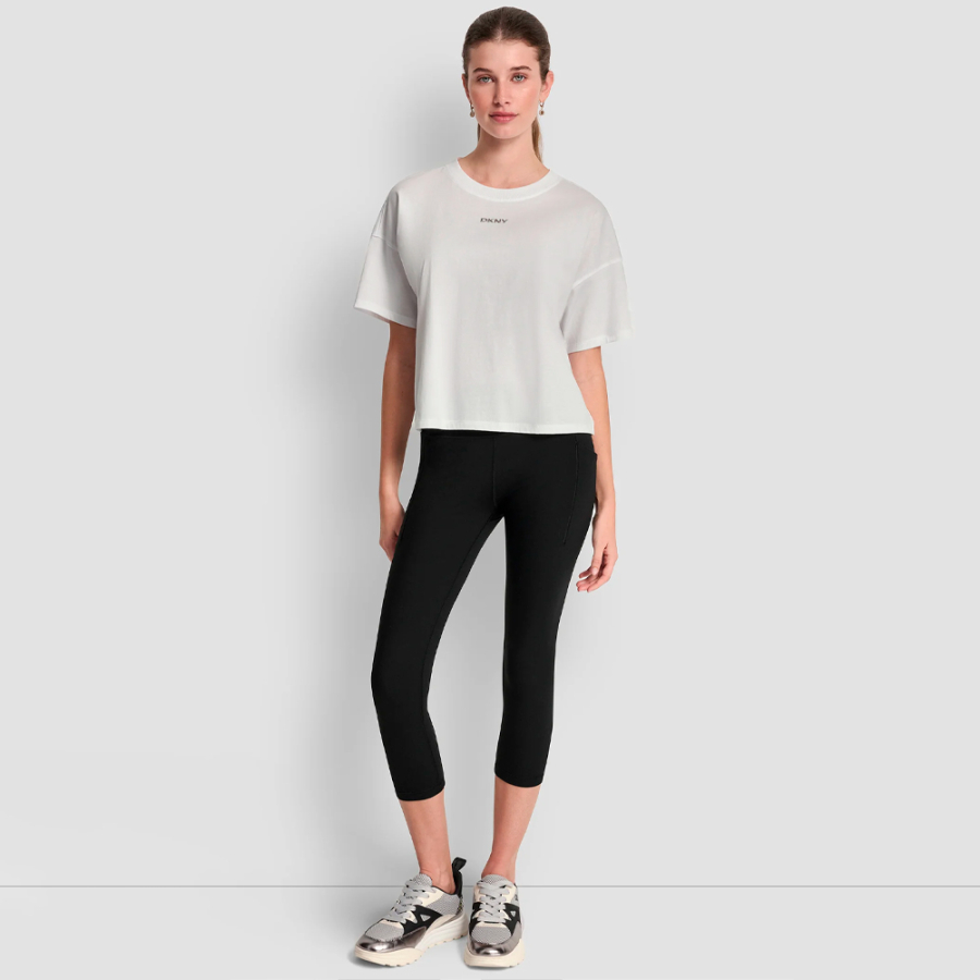 t-shirt-a-logo-metallique