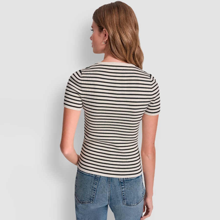 t-shirt-raye-a-col-rond